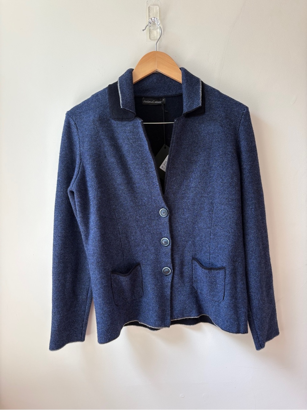 NWT Made in Italy Wool blend Navy Cardigan - Picture 3 of 10